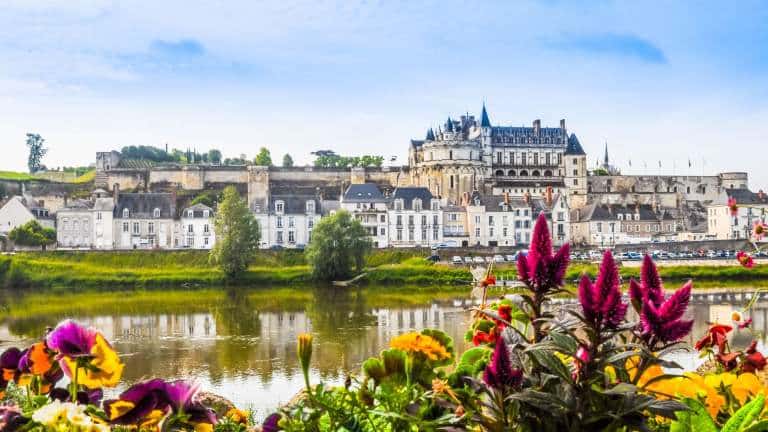 Castelele de pe Loara: O Aventură Regală în Inima Franței