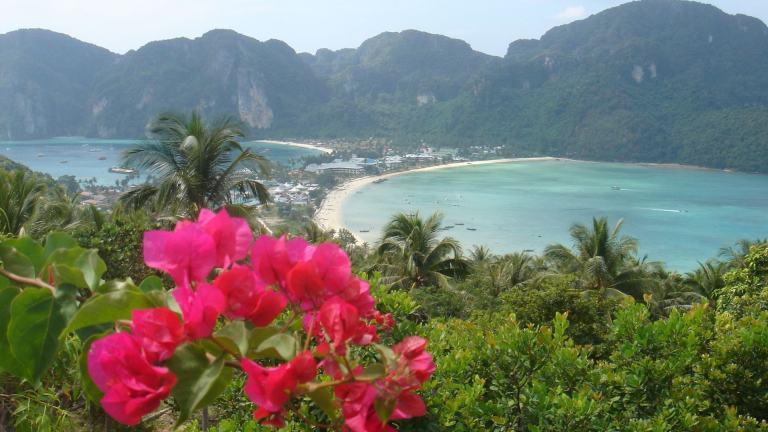Insulele Phi Phi Un colț de paradis pentru vacanțe perfecte