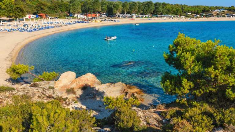 6 Plaje Plaje În Sithonia Care Te Vor Face Să Alegi Grecia Pentru Vacanța Ta!
