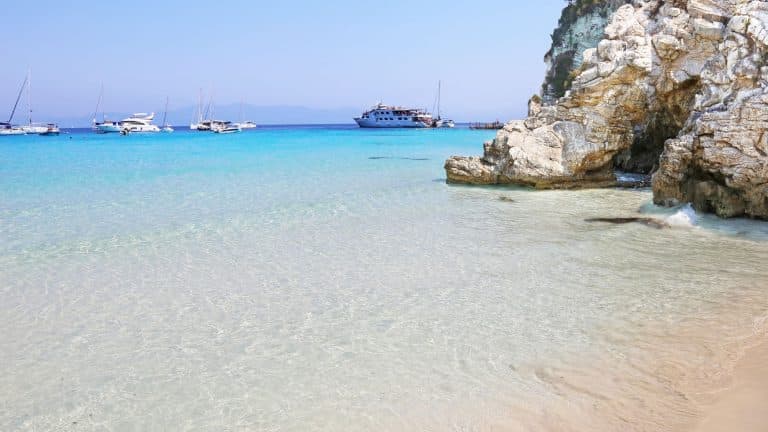 Antipaxos - Mică și încântătoare, cu unele dintre cele mai frumoase plaje din Grecia 6