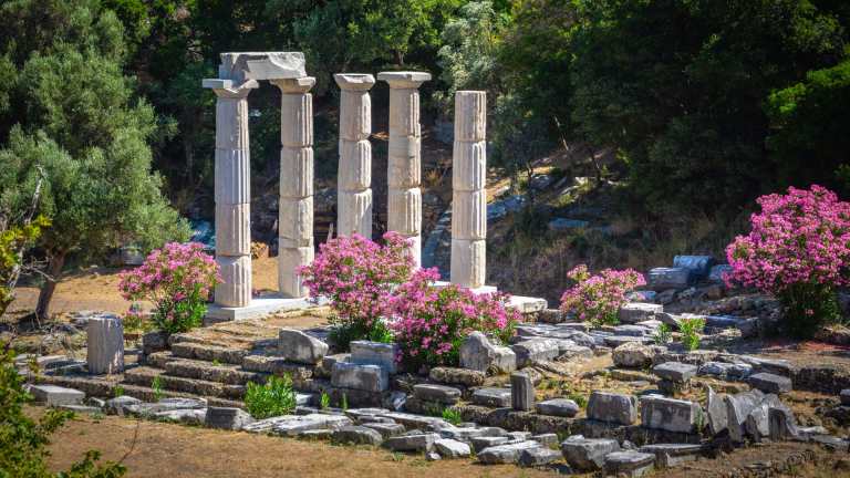 Samothraki - Cunoscută pentru cascadele sale naturale și plajele sălbatice 2