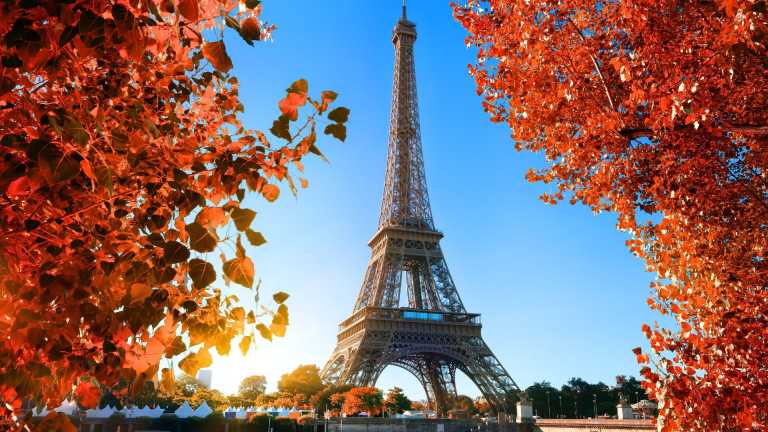 Turnul Eiffel, simbolul Parisului