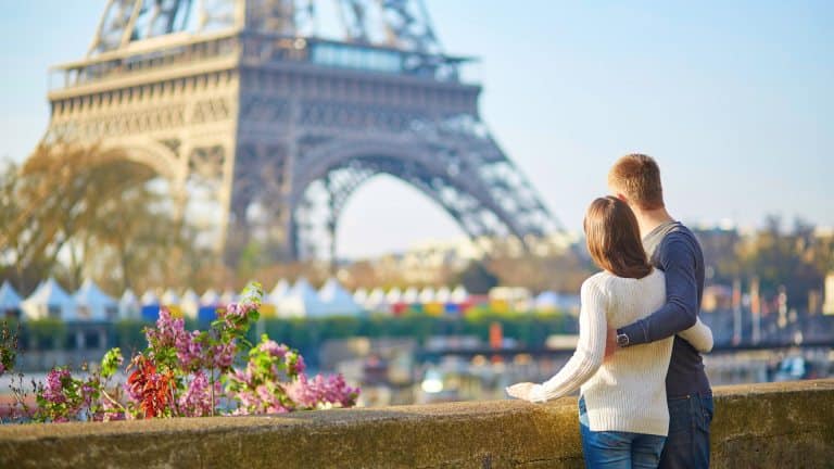 Experiențe romantice la Paris