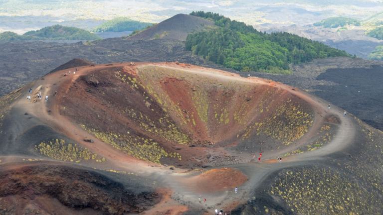 Craterele Silvestri Vulcanul Etna